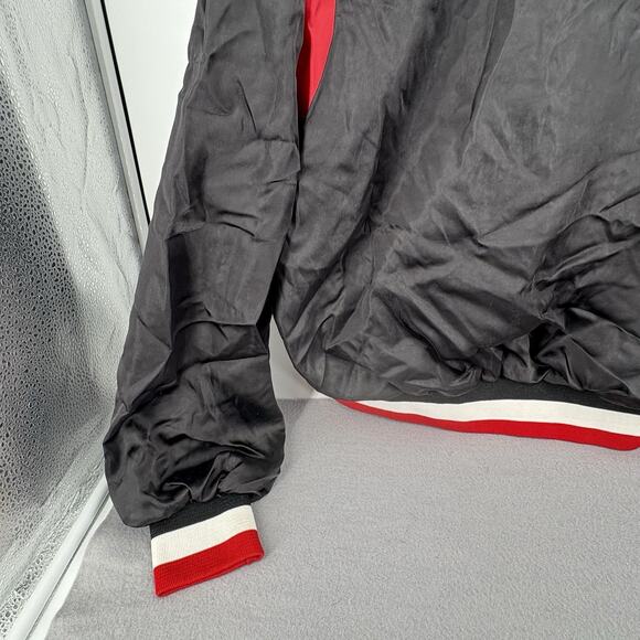 Vintage 80's Michelob Beer Anheiser Busch Black & Red Satin Bomber Jacket L - Picture 11 of 11